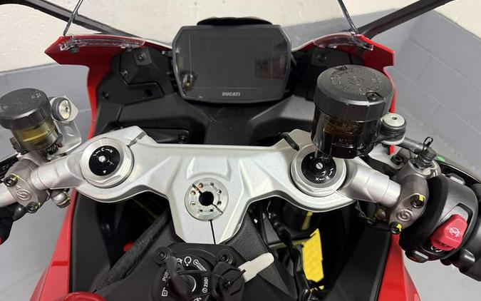 2026 Ducati Panigale V2