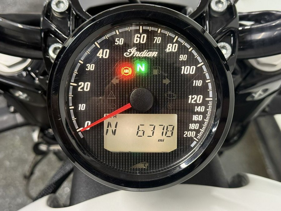 2019 Indian Motorcycle® Scout® Bobber ABS White Smoke