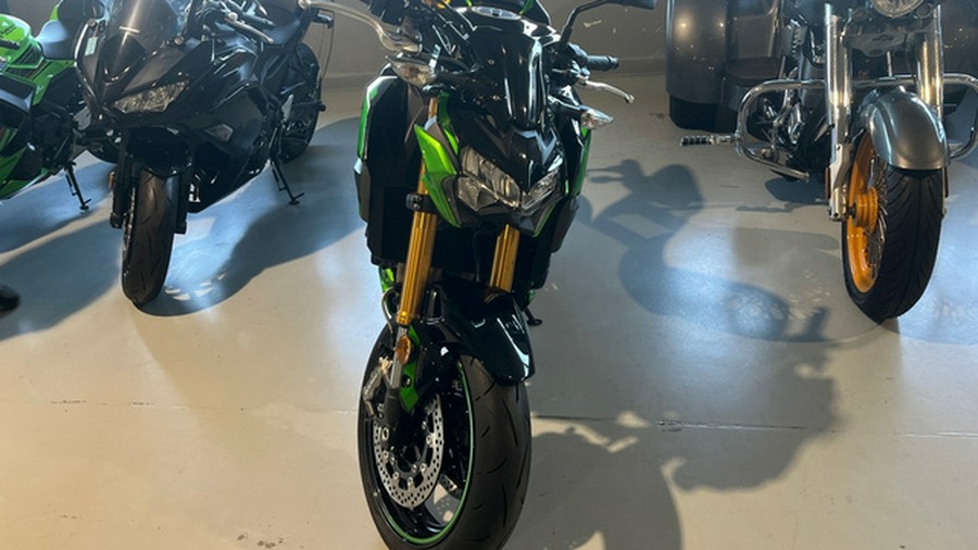 2024 Kawasaki Z900R SE
