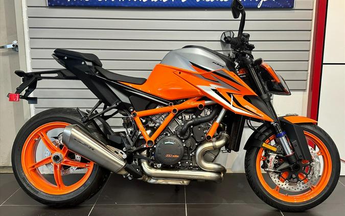 2023 KTM 1290 SUPER DUKE R EVO