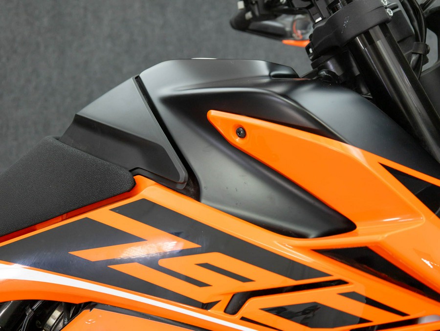 2019 KTM 790 ADVENTURE R W/ABS
