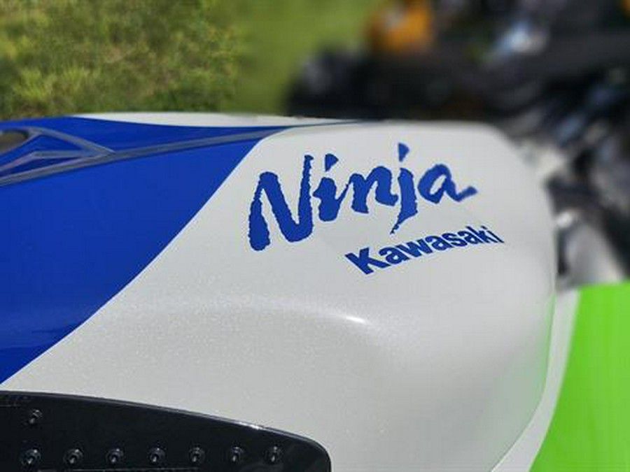 2024 Kawasaki Ninja ZX-6R 40th Anniversary Edition ABS