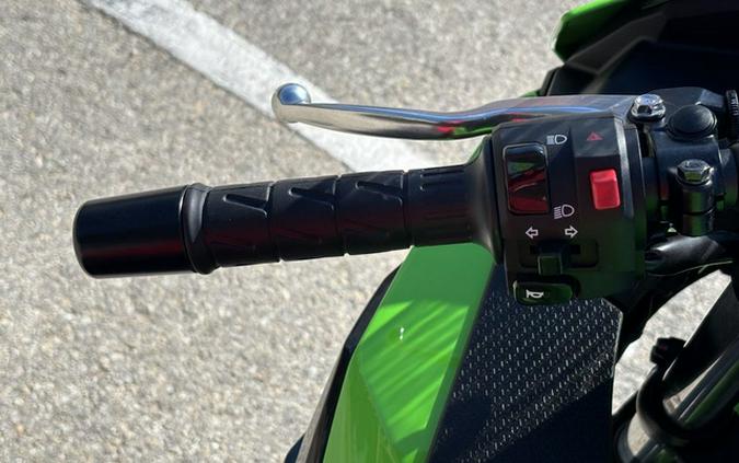 2026 Kawasaki Ninja 500 Metallic Flat Spark Black
