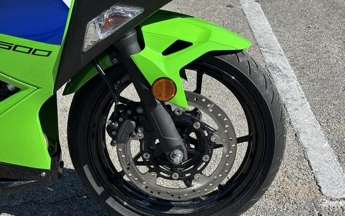2026 Kawasaki Ninja 500 Metallic Flat Spark Black