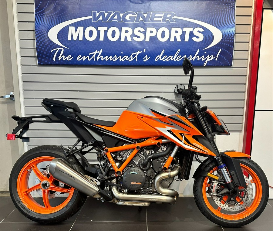 2023 KTM 1290 SUPER DUKE R EVO