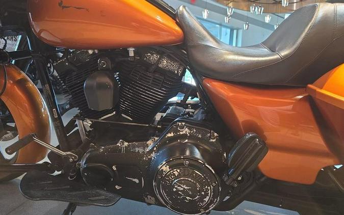2015 Harley-Davidson® FLTRX - Road Glide®
