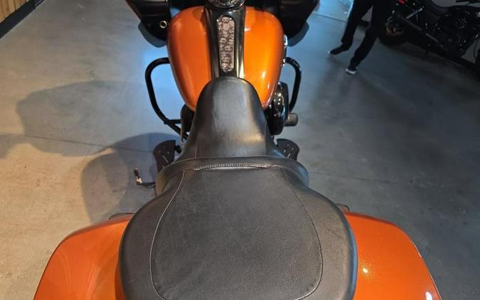 2015 Harley-Davidson® FLTRX - Road Glide®