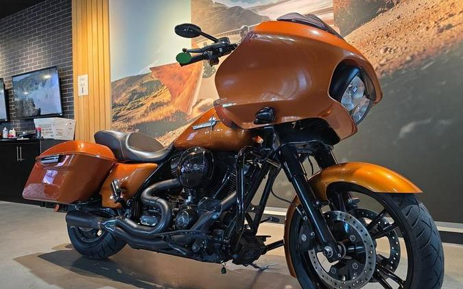 2015 Harley-Davidson® FLTRX - Road Glide®