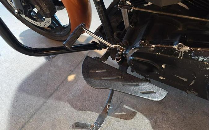 2015 Harley-Davidson® FLTRX - Road Glide®