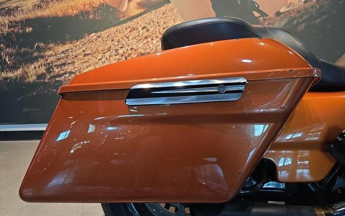 2015 Harley-Davidson® FLTRX - Road Glide®