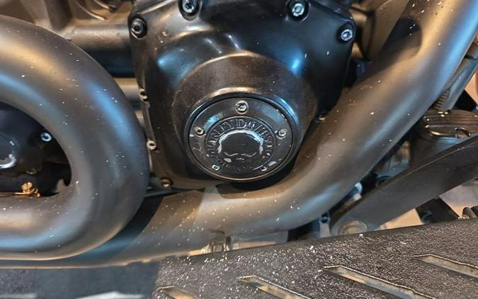 2015 Harley-Davidson® FLTRX - Road Glide®