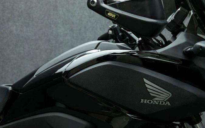 2015 HONDA NC700XDF W/DCT & ABS