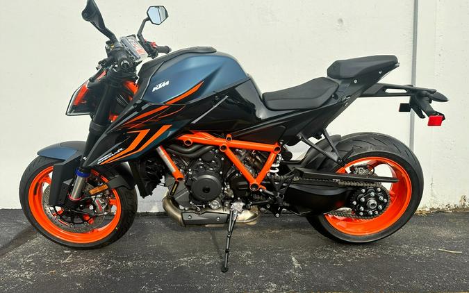 2023 KTM 1290 SUPER DUKE R EVO