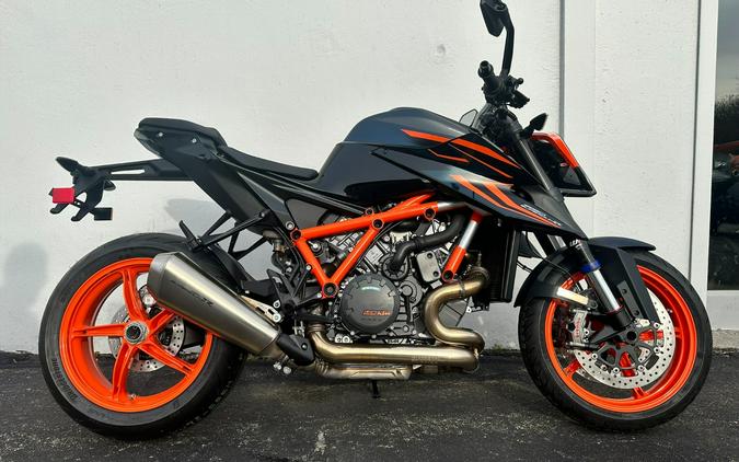 2023 KTM 1290 SUPER DUKE R EVO