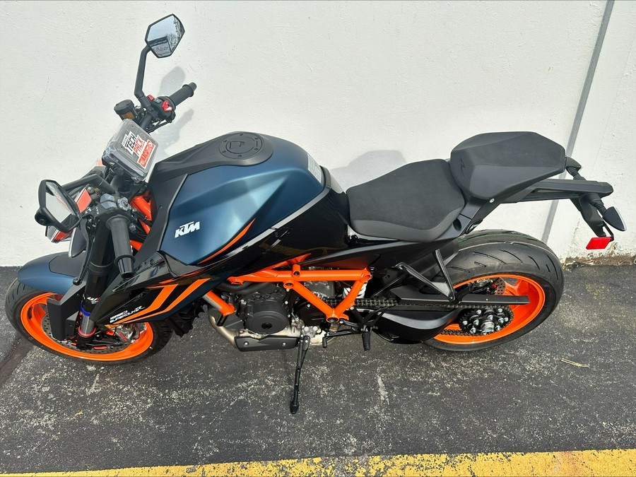 2023 KTM 1290 SUPER DUKE R EVO