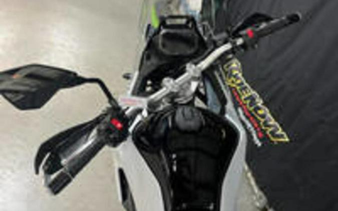 2026 Kawasaki KLE500 SE ABS