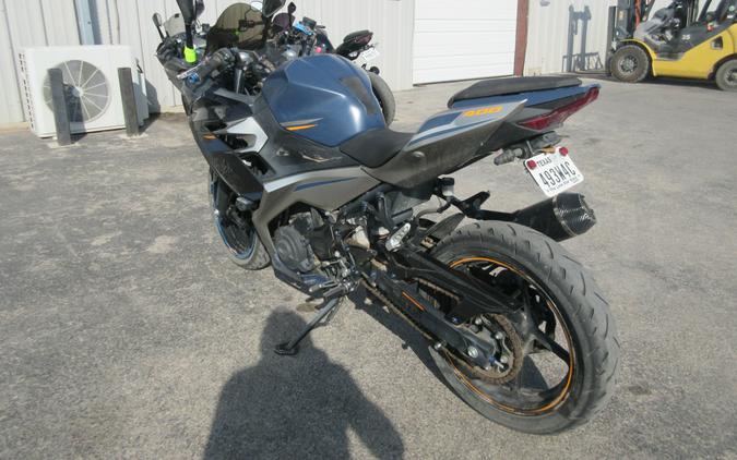 2023 KAWASAKI NINJA 400