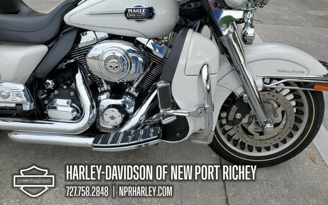 2012 HARLEY-DAVIDSON FLHTCU103