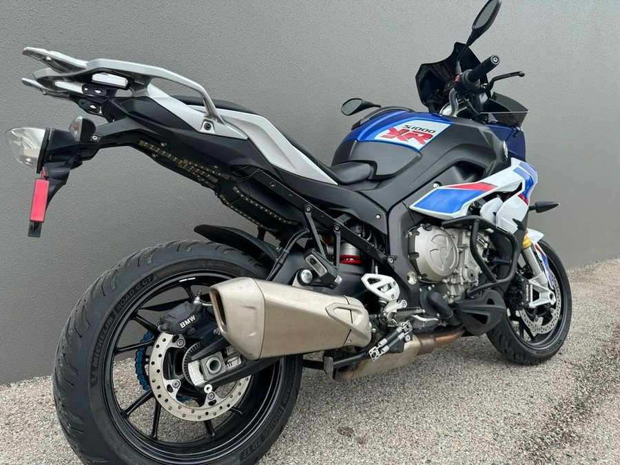 2018 BMW S 1000 XR White/Racing Blue/Red Premium