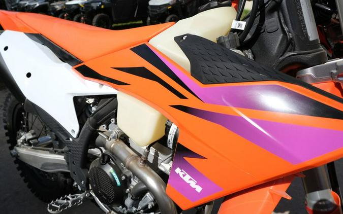 New 2024 KTM 350 XWF ORANGE