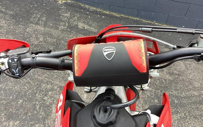 2026 Ducati Desmo450 EDX