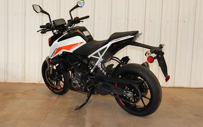 2022 KTM 390 Duke