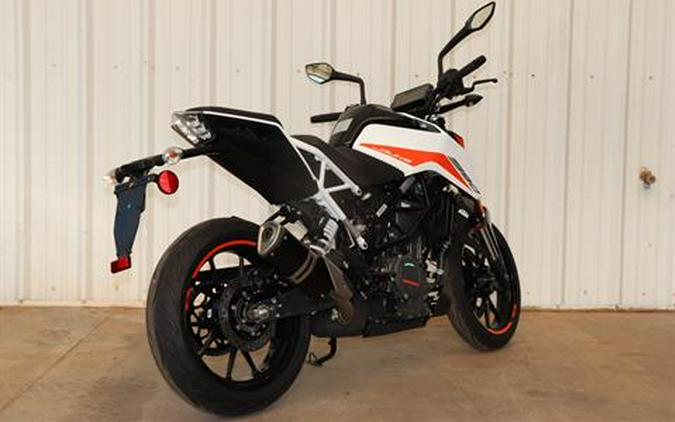 2022 KTM 390 Duke