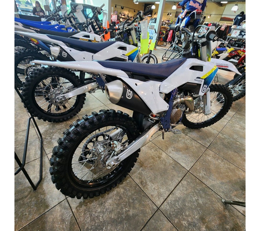 2025 Husqvarna Motorcycles FC 450