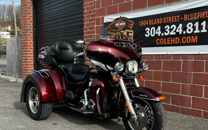 2014 Harley-Davidson® FLHTCUTG Tri Glide® Ultra