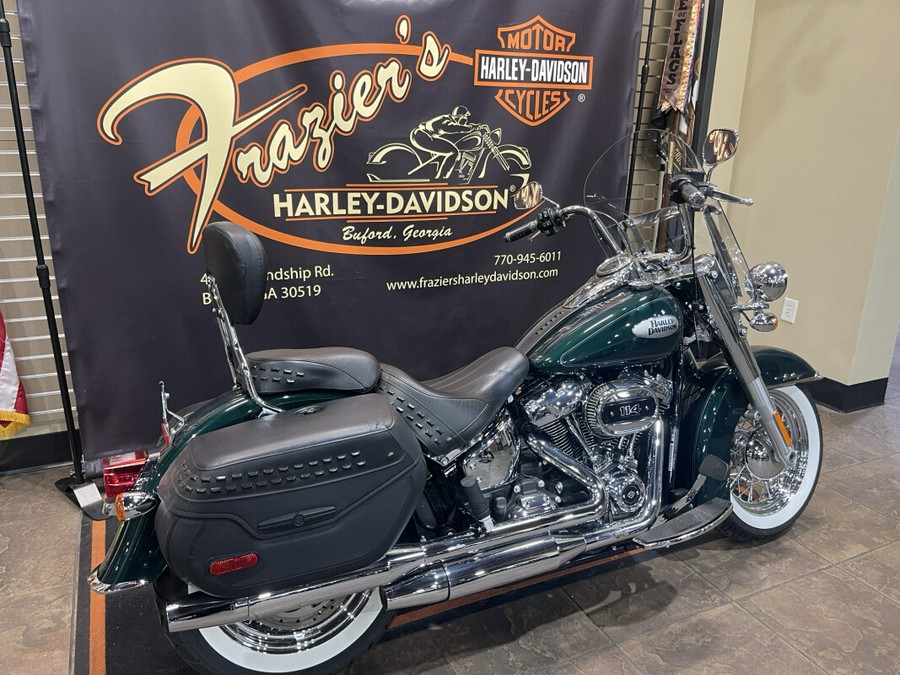 2024 Harley-Davidson® Heritage Classic ALPINE GREEN W/ PINSTRIPE