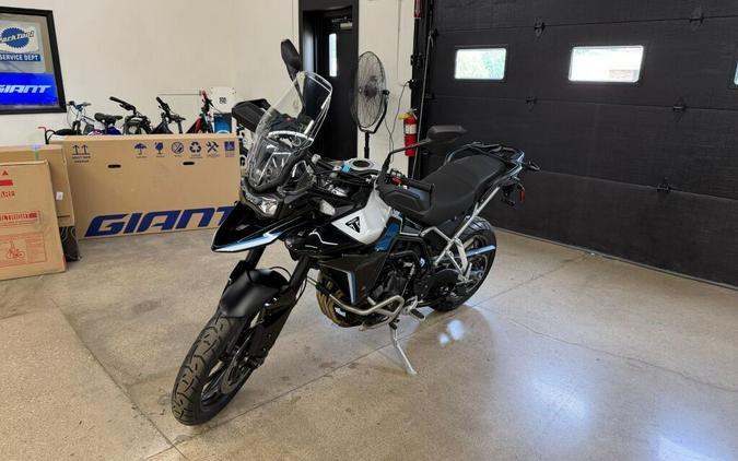 2026 Triumph Tiger 900 Alpine Edition