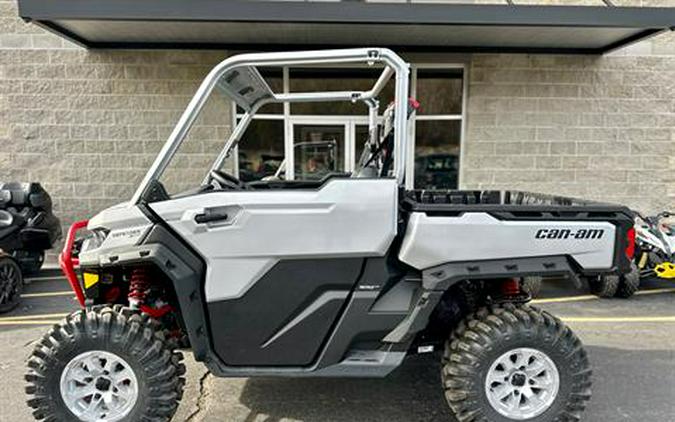 2024 Can-Am Defender X MR With Half Doors HD10