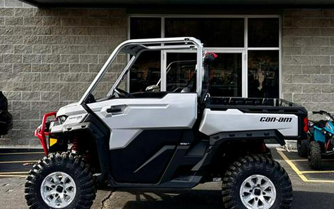 2024 Can-Am Defender X MR With Half Doors HD10