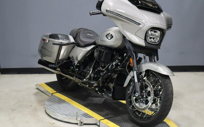 2023 Harley-Davidson CVO Street Glide