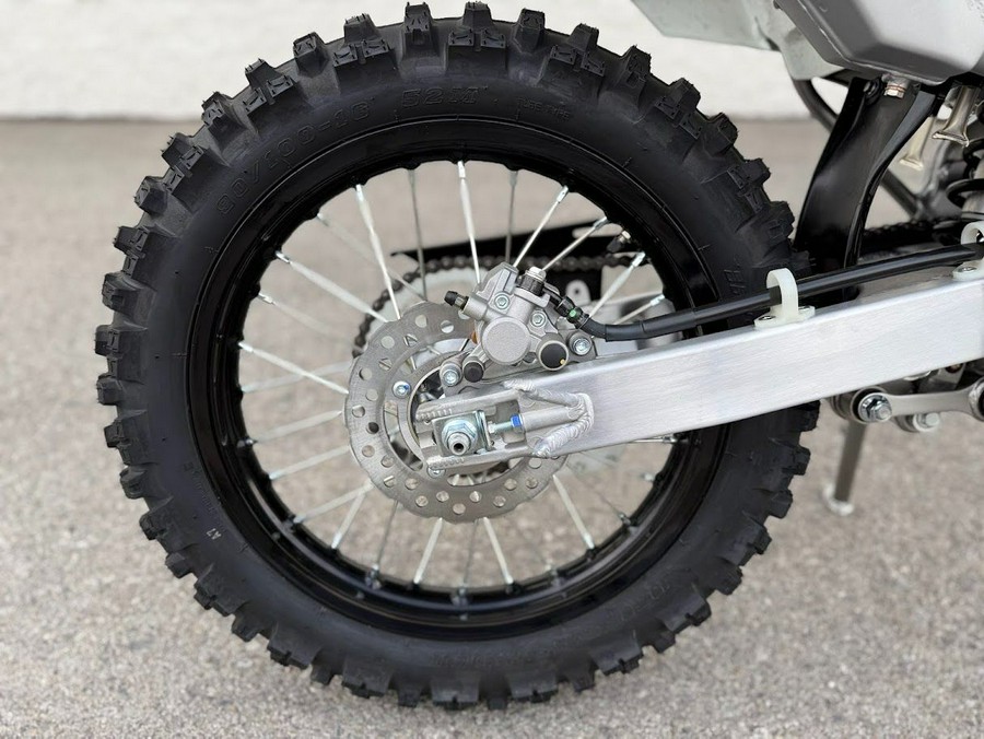 2026 Kawasaki KLX 140R L