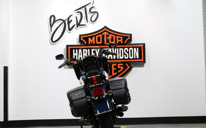 2019 Harley-Davidson® FLHCS - Heritage Classic 114