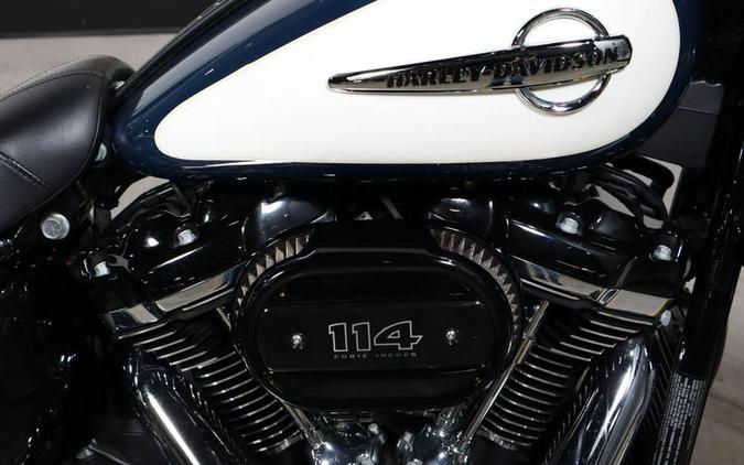 2019 Harley-Davidson® FLHCS - Heritage Classic 114