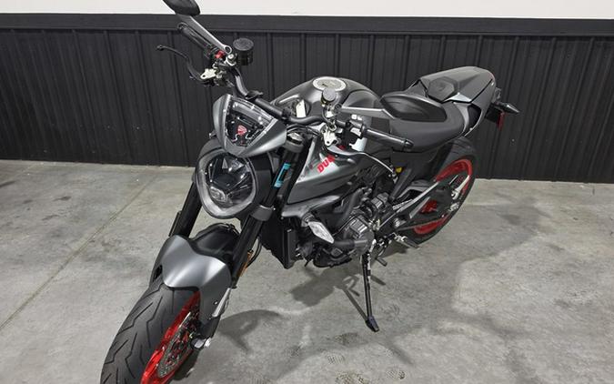 2026 DUCATI Monster Plus