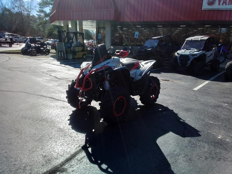 2026 Can-Am® Renegade X mr 1000 R Hyper Silver & Legion Red