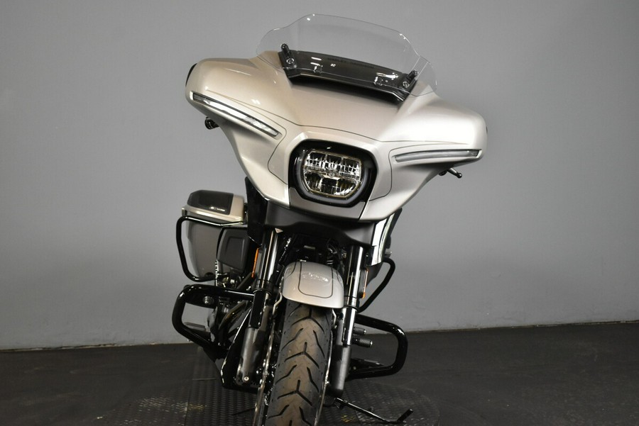 2023 Harley-Davidson CVO Street Glide FLHXSE