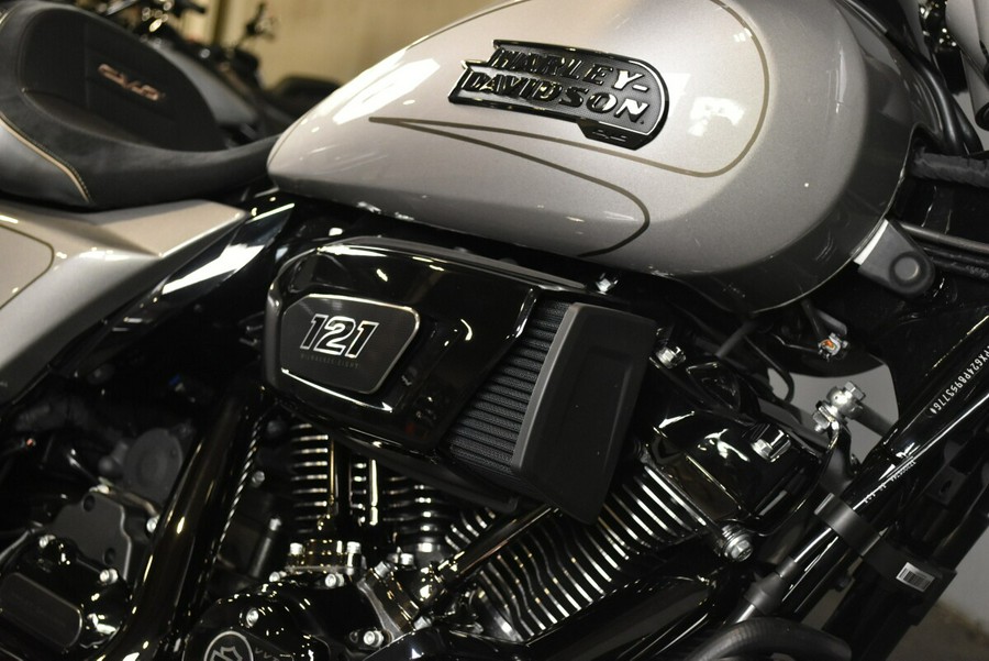 2023 Harley-Davidson CVO Street Glide FLHXSE