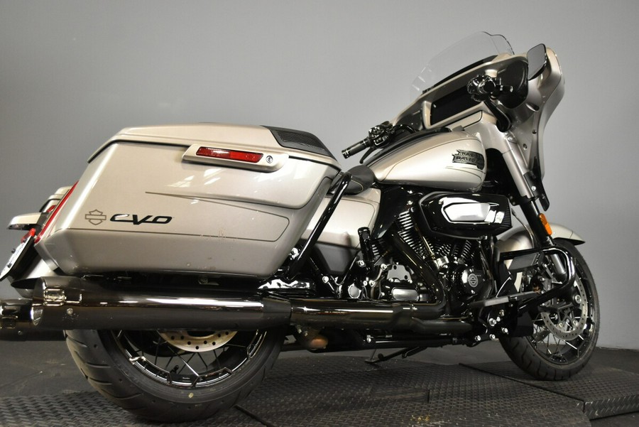 2023 Harley-Davidson CVO Street Glide FLHXSE