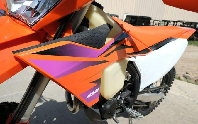 New 2024 KTM 350 XWF ORANGE