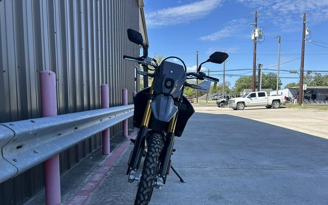 2025 Suzuki DR-Z 4S Base