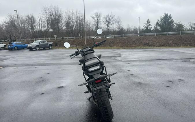 2024 Husqvarna SVARTPILEN 401