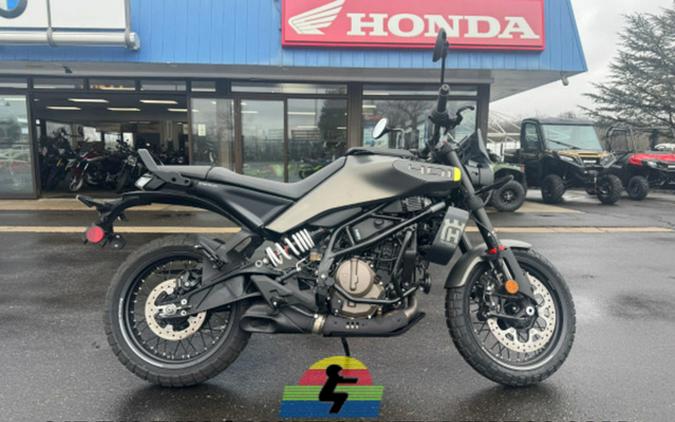 2024 Husqvarna SVARTPILEN 401