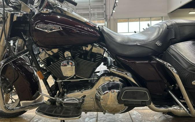 2005 Harley-Davidson® Road King® Classic Black Cherry Pearl