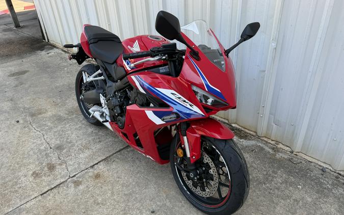 2026 Honda CBR650R ABS E-Clutch