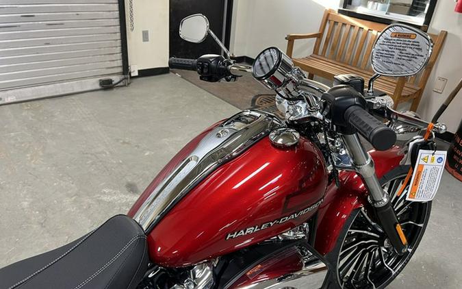 2025 Harley-Davidson Softail FXBR - Breakout