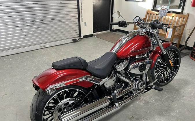 2025 Harley-Davidson Softail FXBR - Breakout